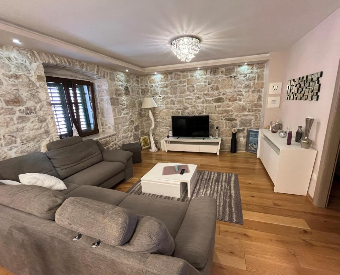 Old Town Ivo Apartment Makarska