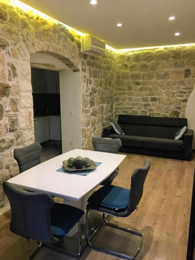 Apartment Old Town Ivo Makarska