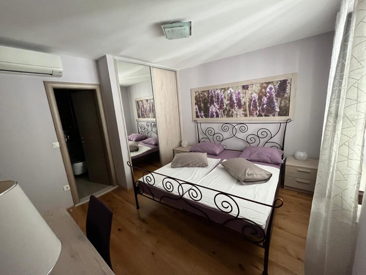 Old Town Ivo Apartment Makarska